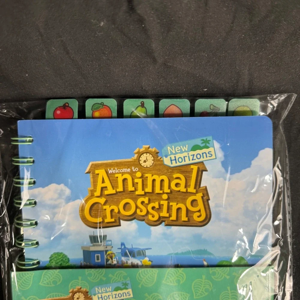 Animal Crossing: New Horizons 120 Lined Pages 6 Tab Dividers Notebook - KP